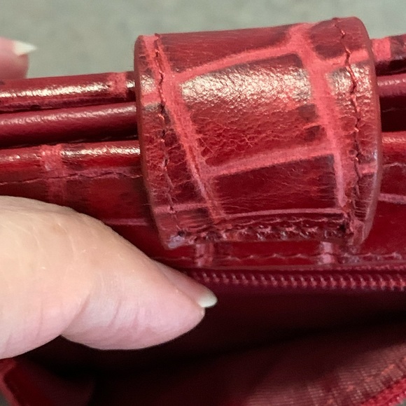 Identity Stronghold RFID Wallet - Picture 5 of 6